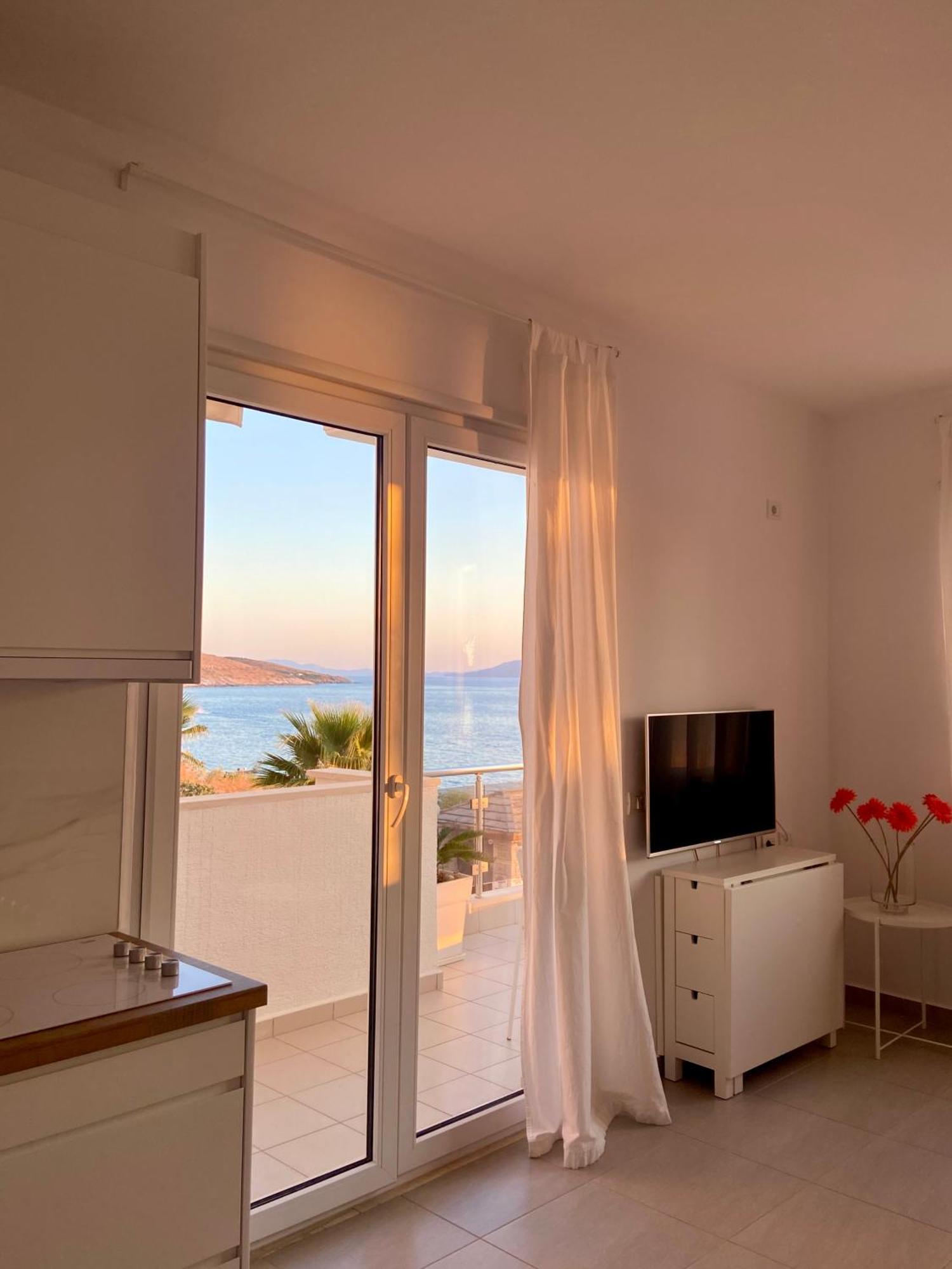 Loli Apartment Luxury White Residence Sarandë Eksteriør bilde